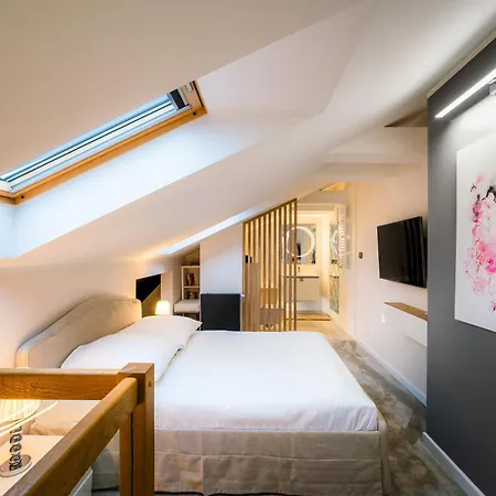 Family Nest Premium 2 Bedroom 2 Bathrooms & Parking By Stayly *